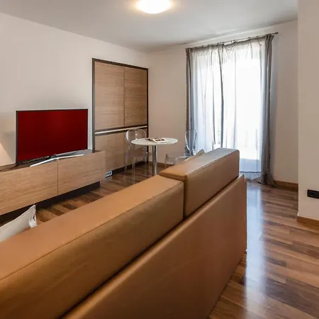 Apartament Capri *