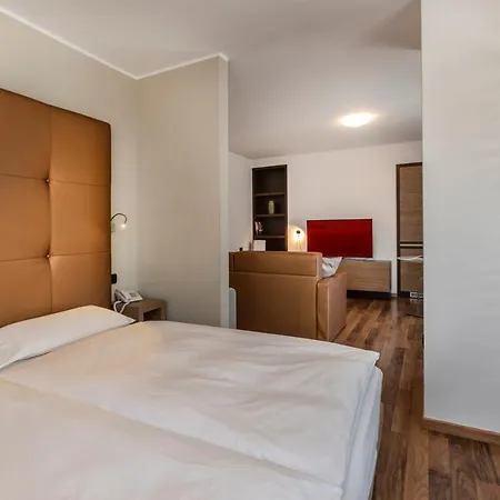 Capri * 马尔切西内