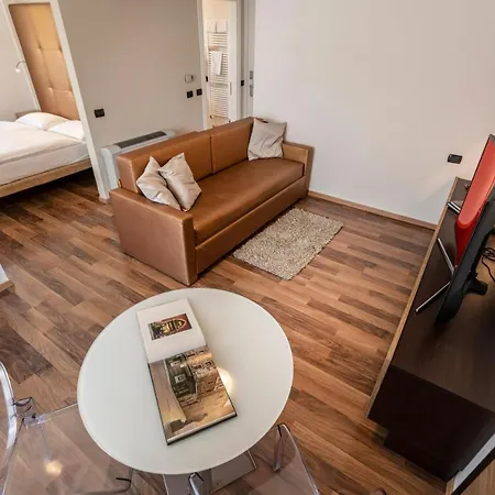 Capri * マルチェージネ