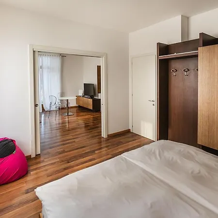 Capri マルチェージネ